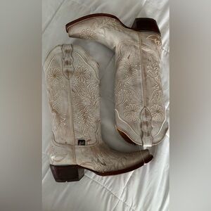 Women Western White Boots